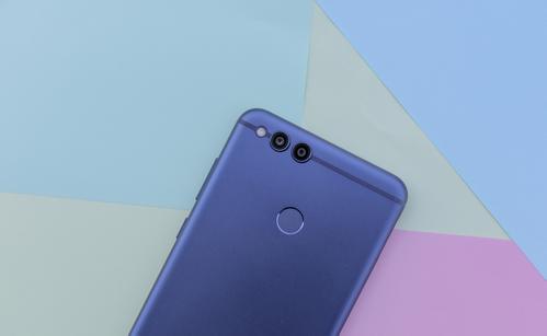 千元好选择！荣耀畅玩7X 4+64G中供通跨年惊喜价1499元