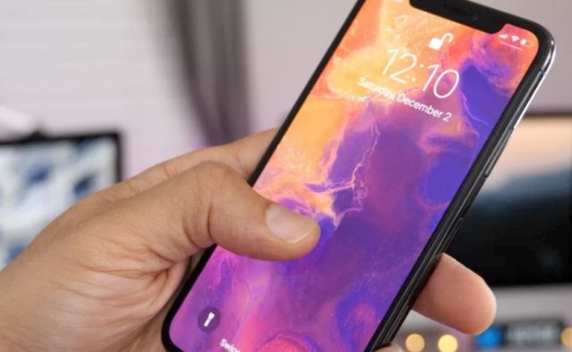 廉价版iPhone和革命性新iPhone 你想选哪一个？