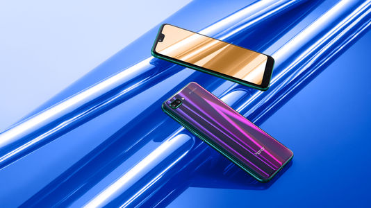 GPU Turbo加持！华为荣耀Play 6+64G中供通仅售2020元