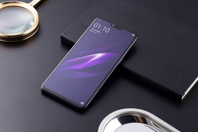 千元机搭载人脸识别 华为畅享8 Plus，4+128G中供通抢鲜好价1382元
